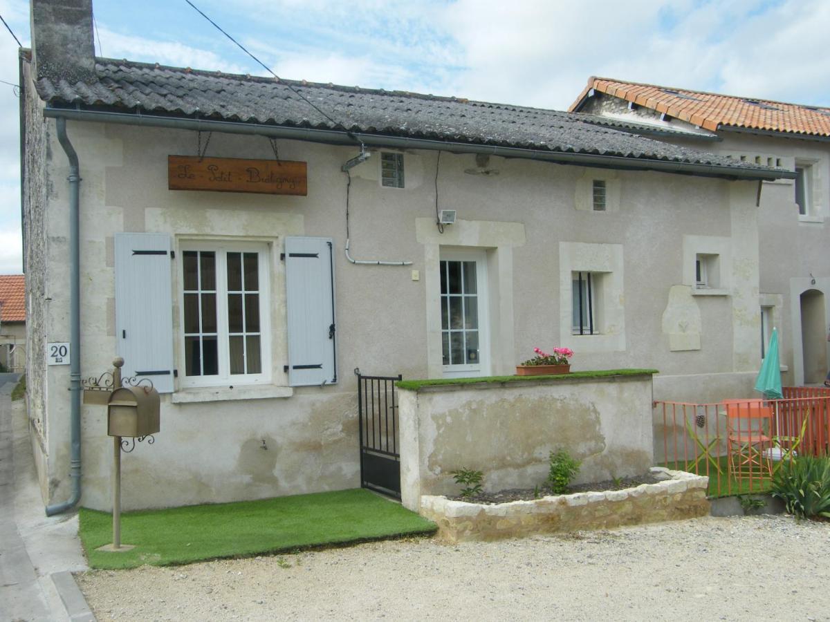 Maison d'hôtes Le Petit Brétigny à Beaumont  Extérieur photo